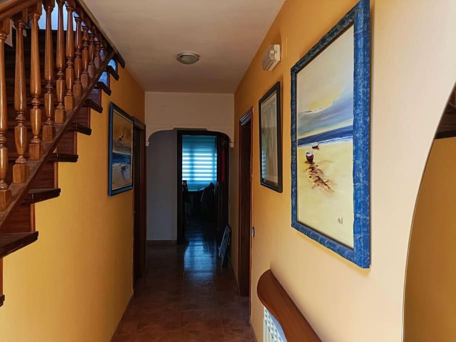 Casa Con Jardin Y Piscina Privada. Villa Santa Eulalia de Ronsana Bagian luar foto
